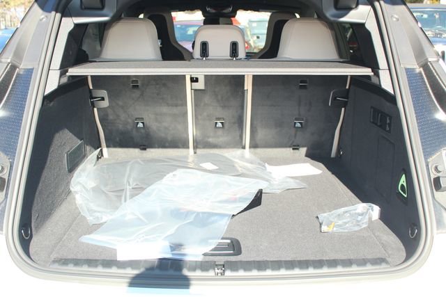 New 2026 BMW iX xDrive45 w/ Premium Package image 7