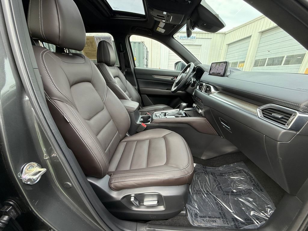 Used 2025 MAZDA CX-5 Signature image 26