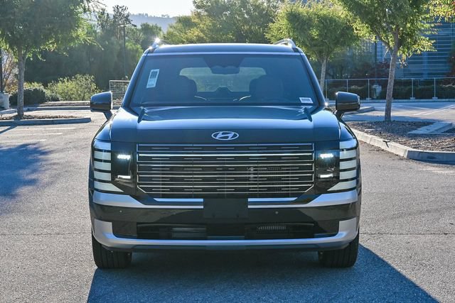 New 2026 Hyundai Palisade Calligraphy FWD image 2