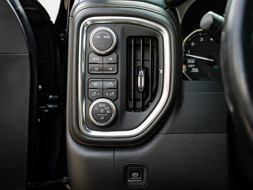 Used 2020 GMC Sierra 1500 AT4 w/ Off-Road Performance Package AWD/4WD image 42