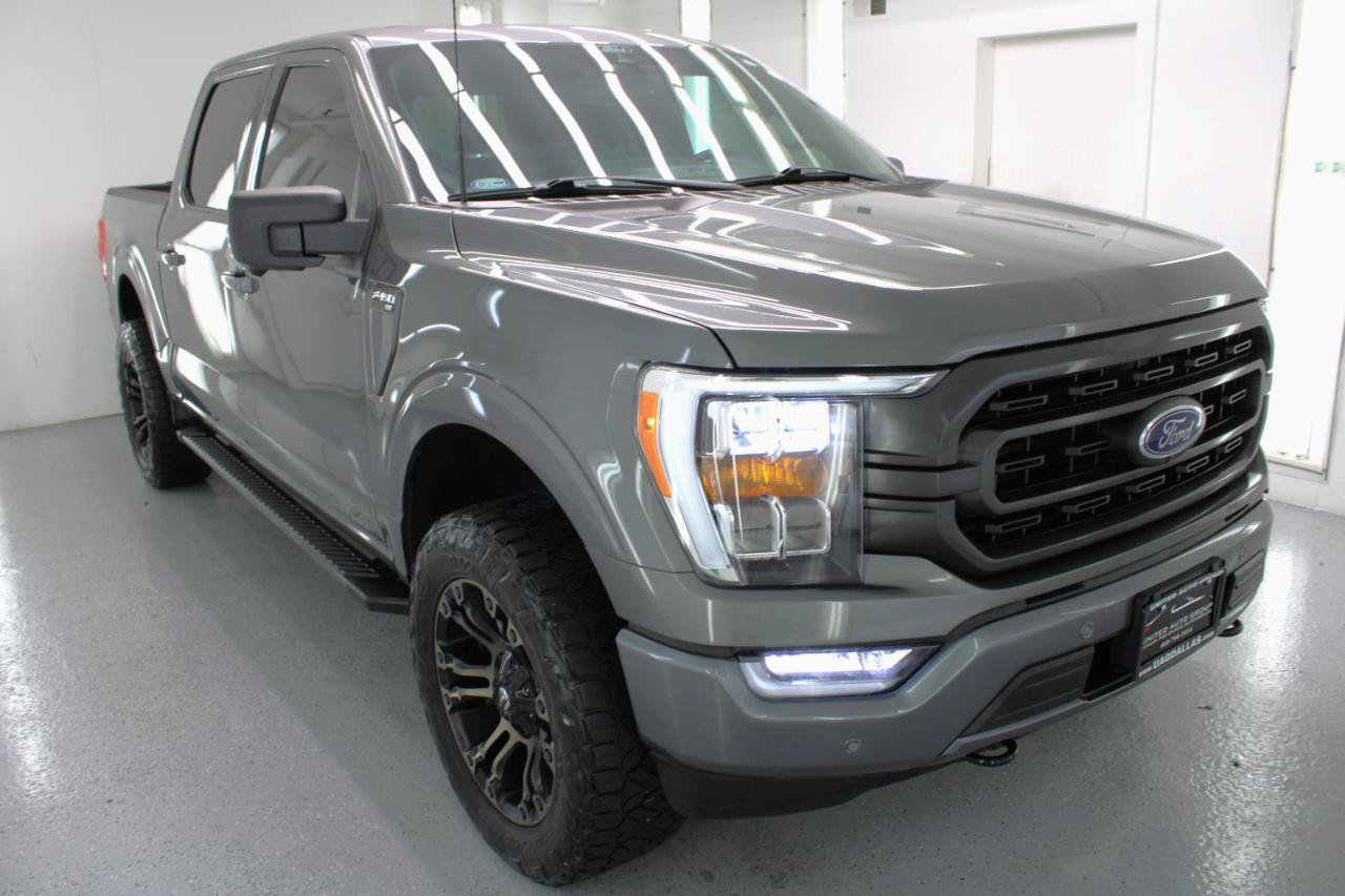 Used 2021 Ford F150 XLT w/ Equipment Group 302A High AWD/4WD image 12