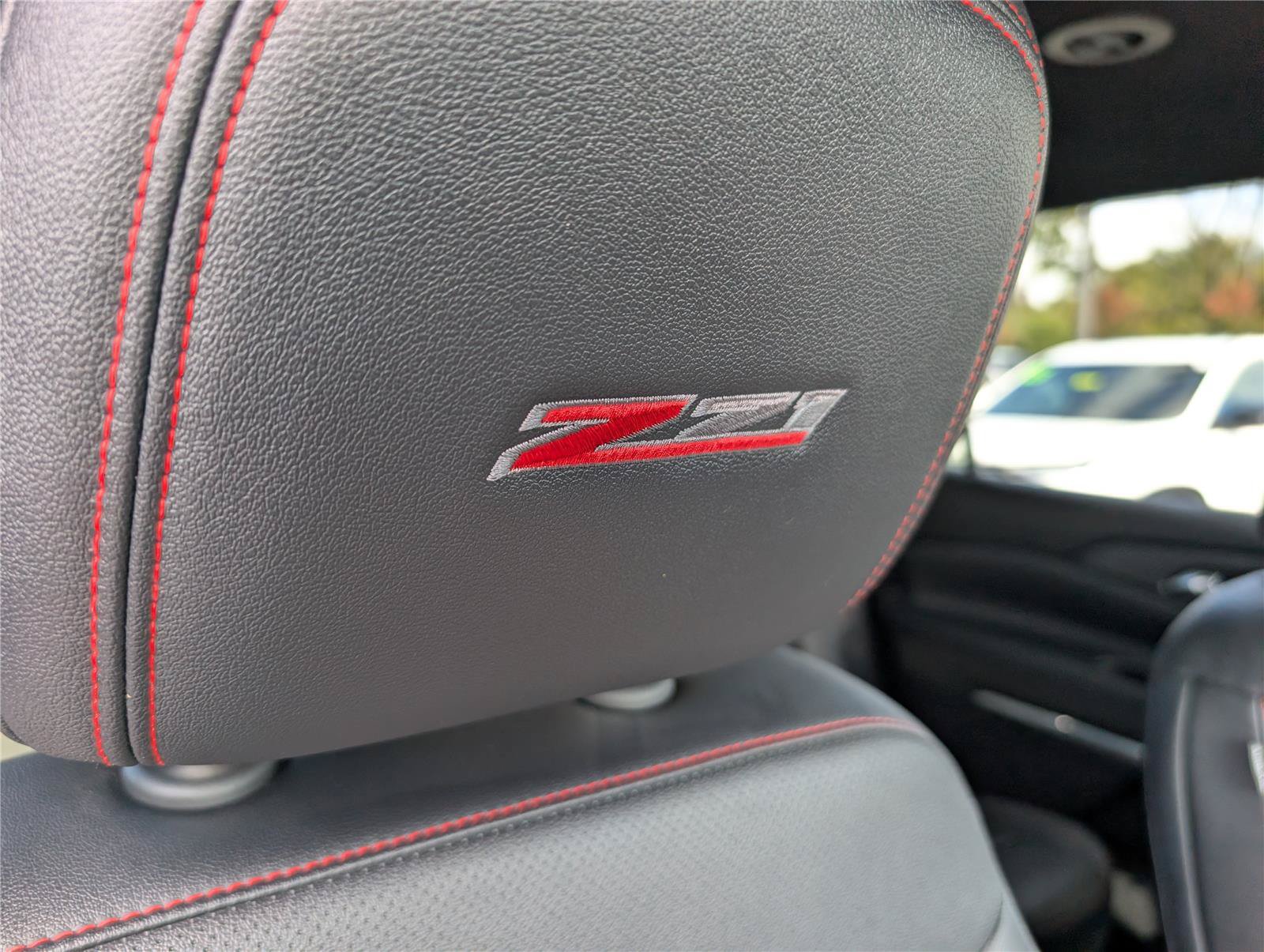 Used 2024 Chevrolet Traverse Z71 w/ LPO, Floor Liner Package AWD/4WD image 12