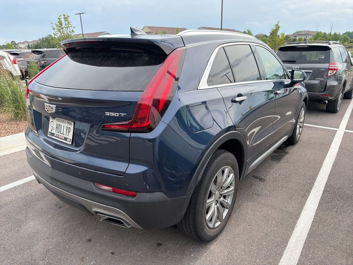 Used 2020 Cadillac XT4 Premium Luxury w/ Cold Weather Package FWD image 2