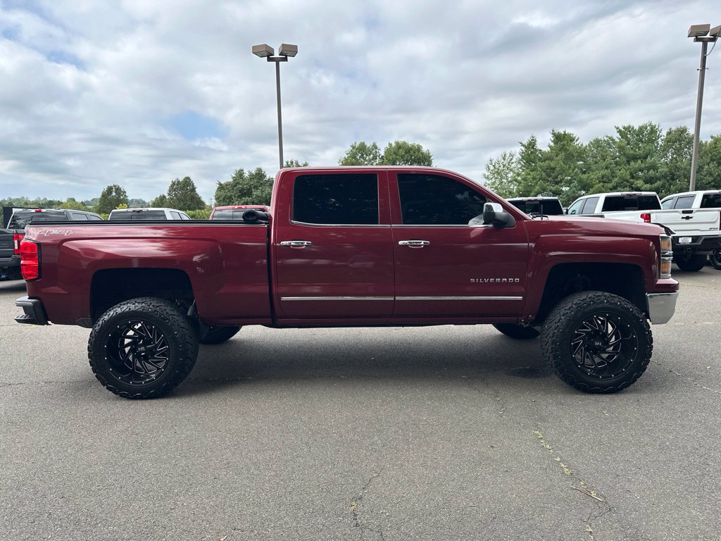 Used 2015 Chevrolet Silverado 1500 LTZ w/ LTZ Plus Package AWD/4WD image 16
