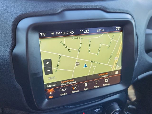 Used 2023 Jeep Renegade Latitude AWD/4WD image 21