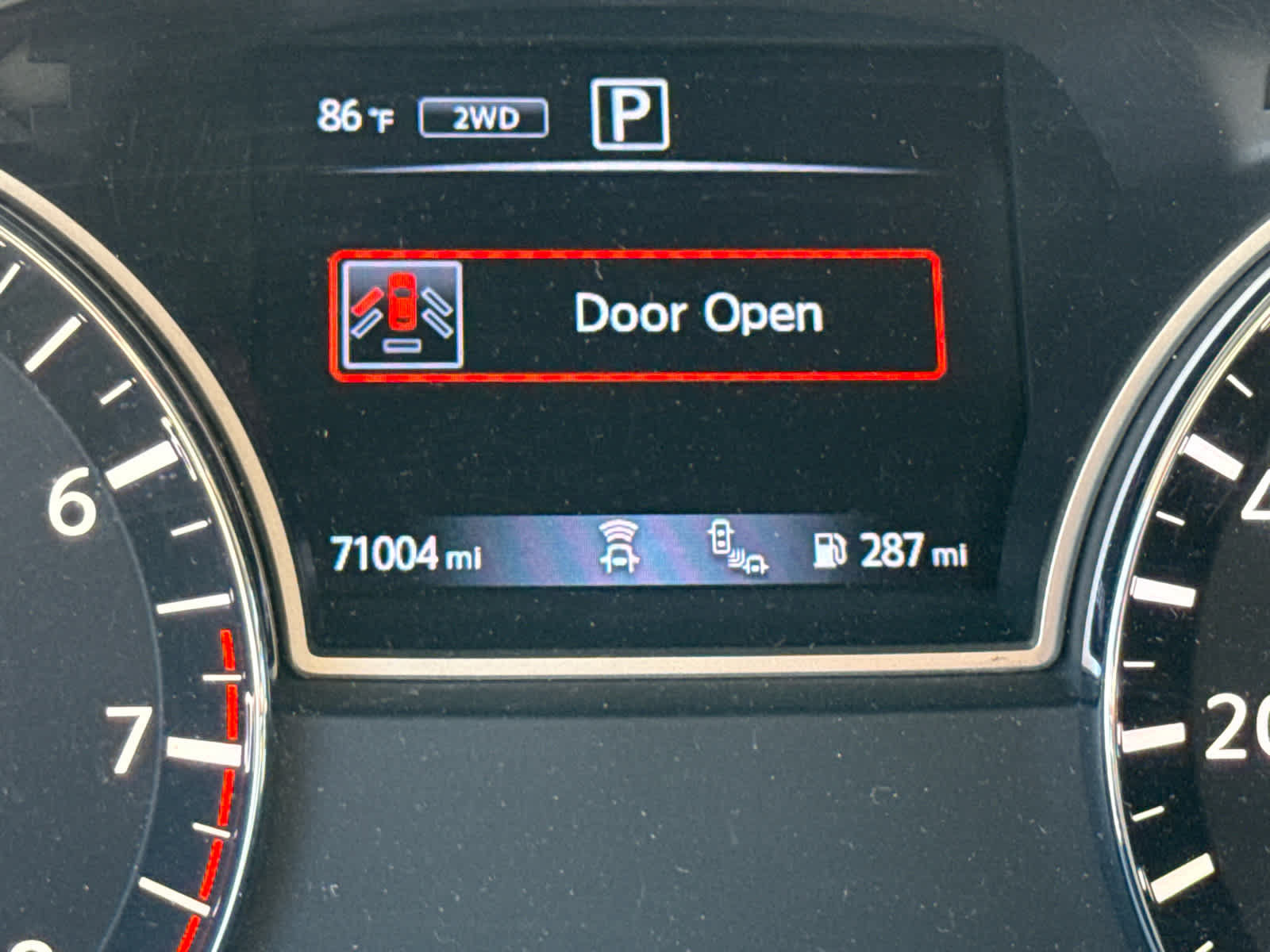 Used 2019 Nissan Pathfinder SV AWD/4WD image 10