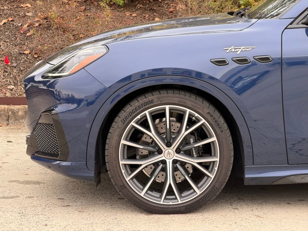 New 2025 Maserati Grecale Trofeo image 10