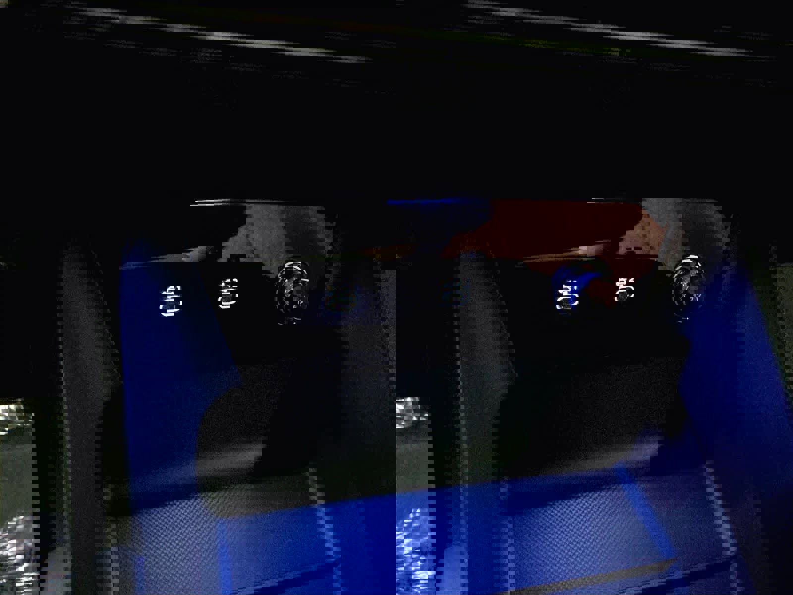 Certified 2025 Audi S6 e-tron Prestige w/ 21" Black Optic Package image 33