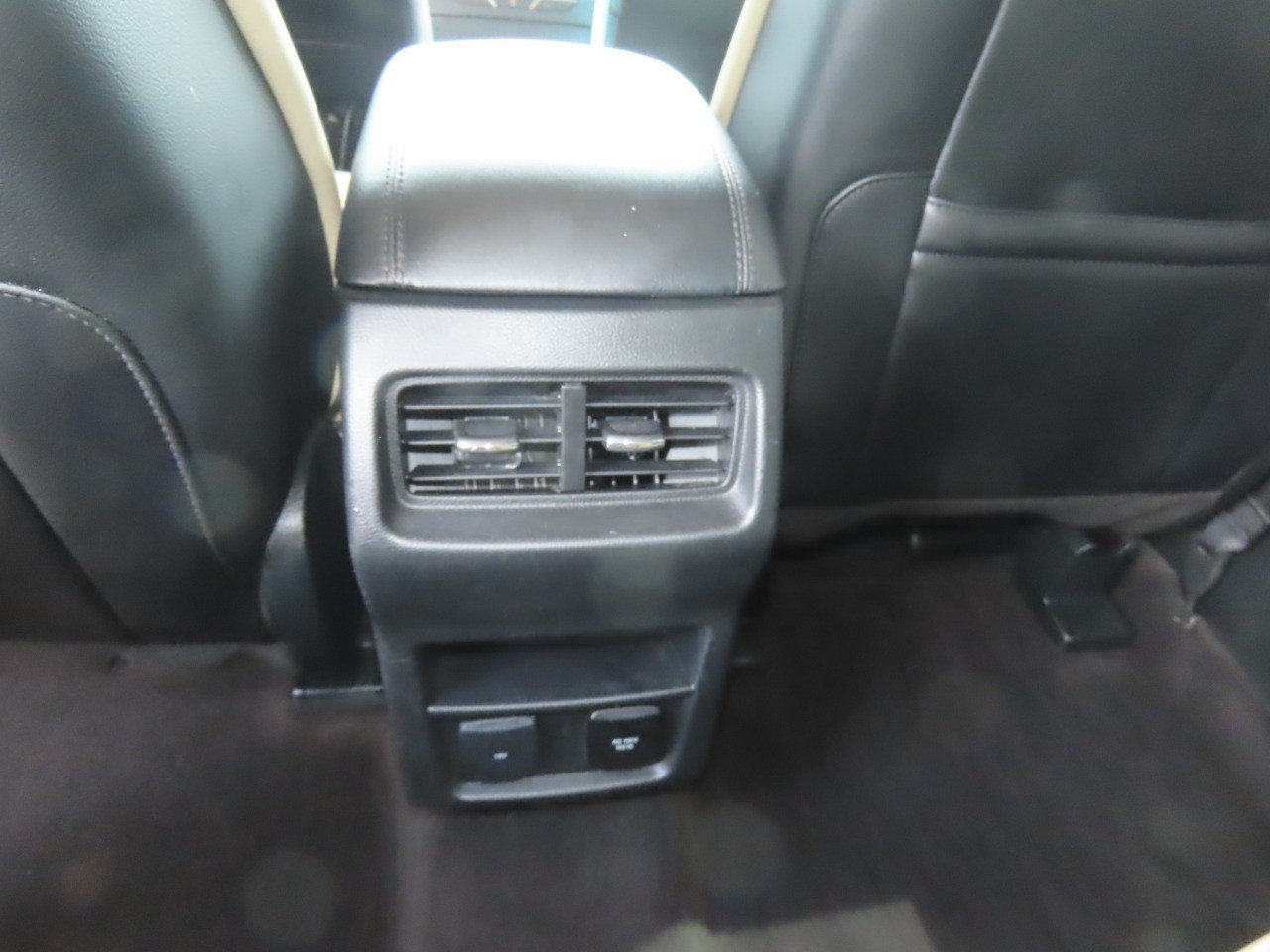 Used 2020 Ford Edge SEL w/ Convenience Package FWD image 22