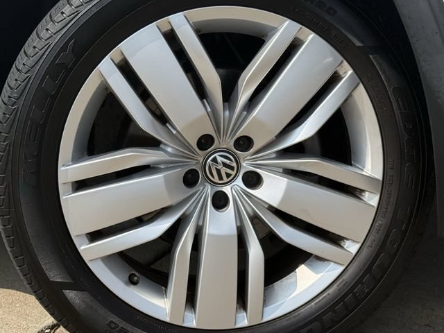 Used 2019 Volkswagen Atlas SE FWD image 11