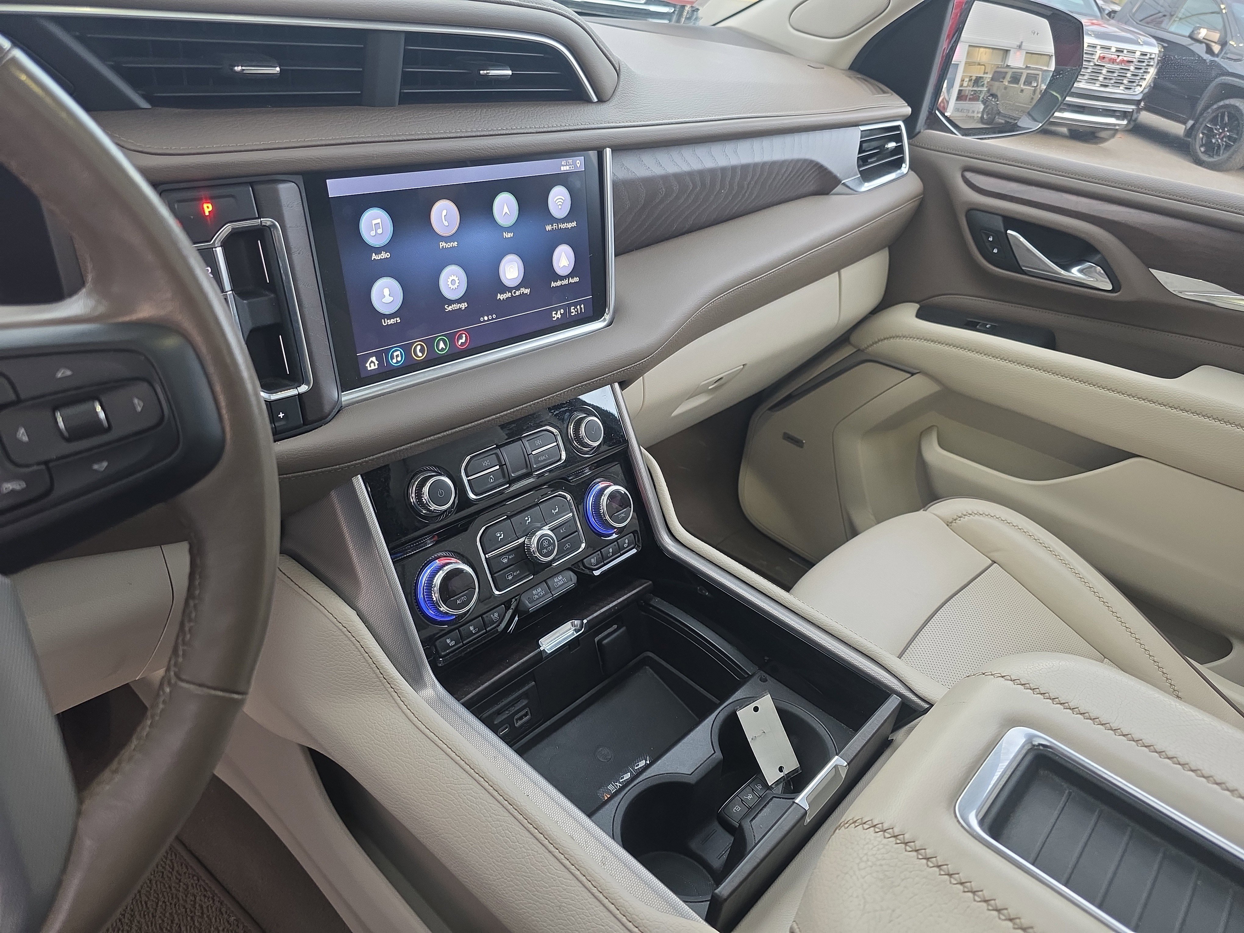 Used 2021 GMC Yukon Denali w/ Denali Ultimate Package image 24