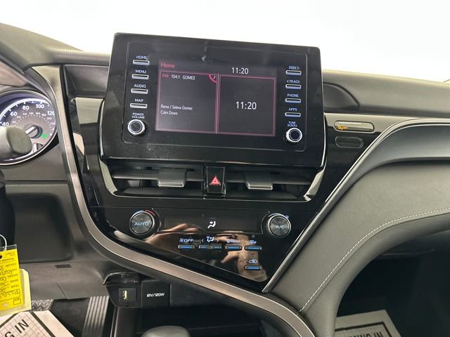 Used 2024 Toyota Camry SE image 21