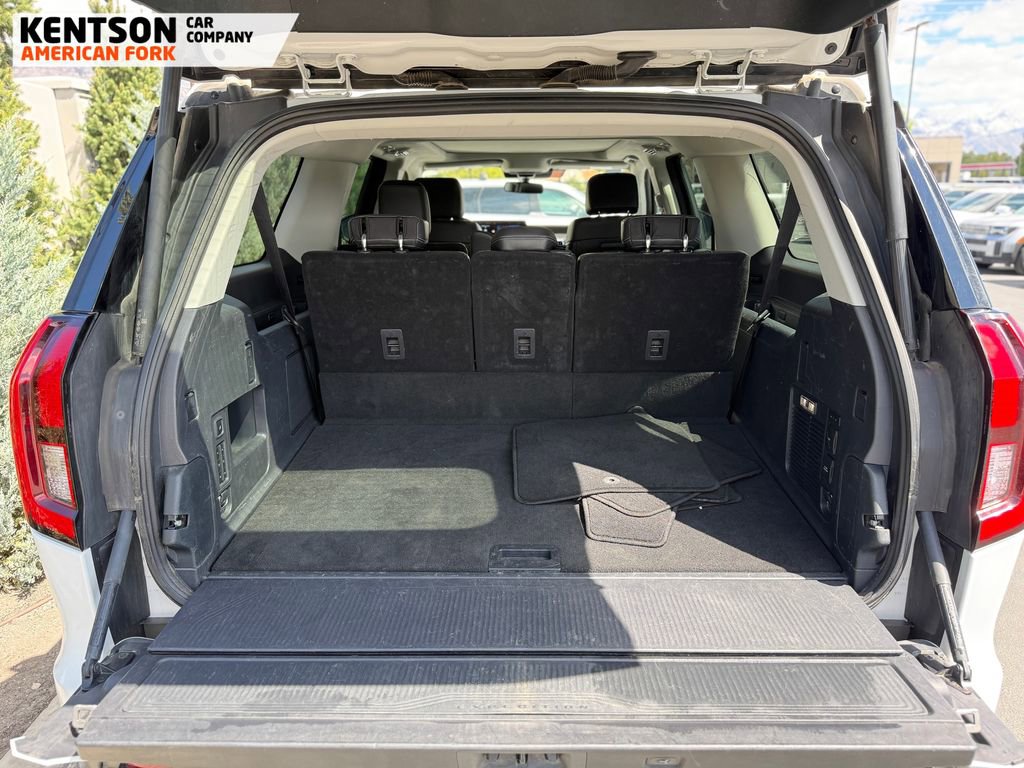 Used 2025 Ford Expedition Max Platinum image 39