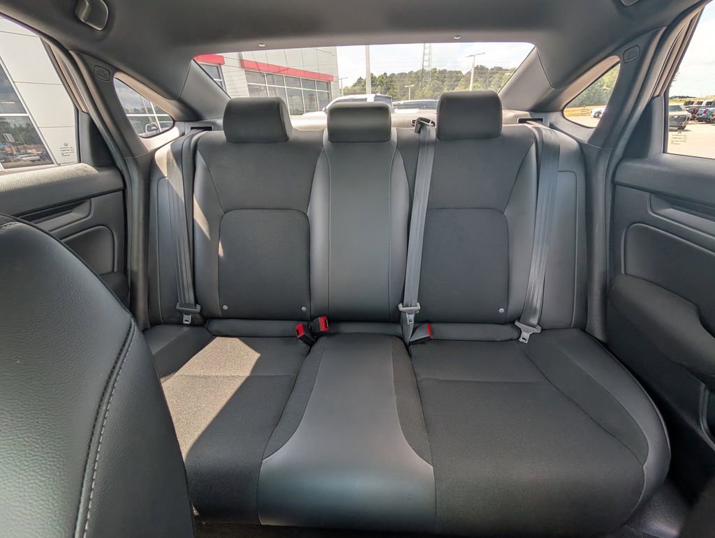 Used 2024 Honda Civic Sport image 22
