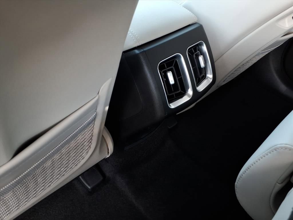 New 2026 Kia Sorento EX image 11