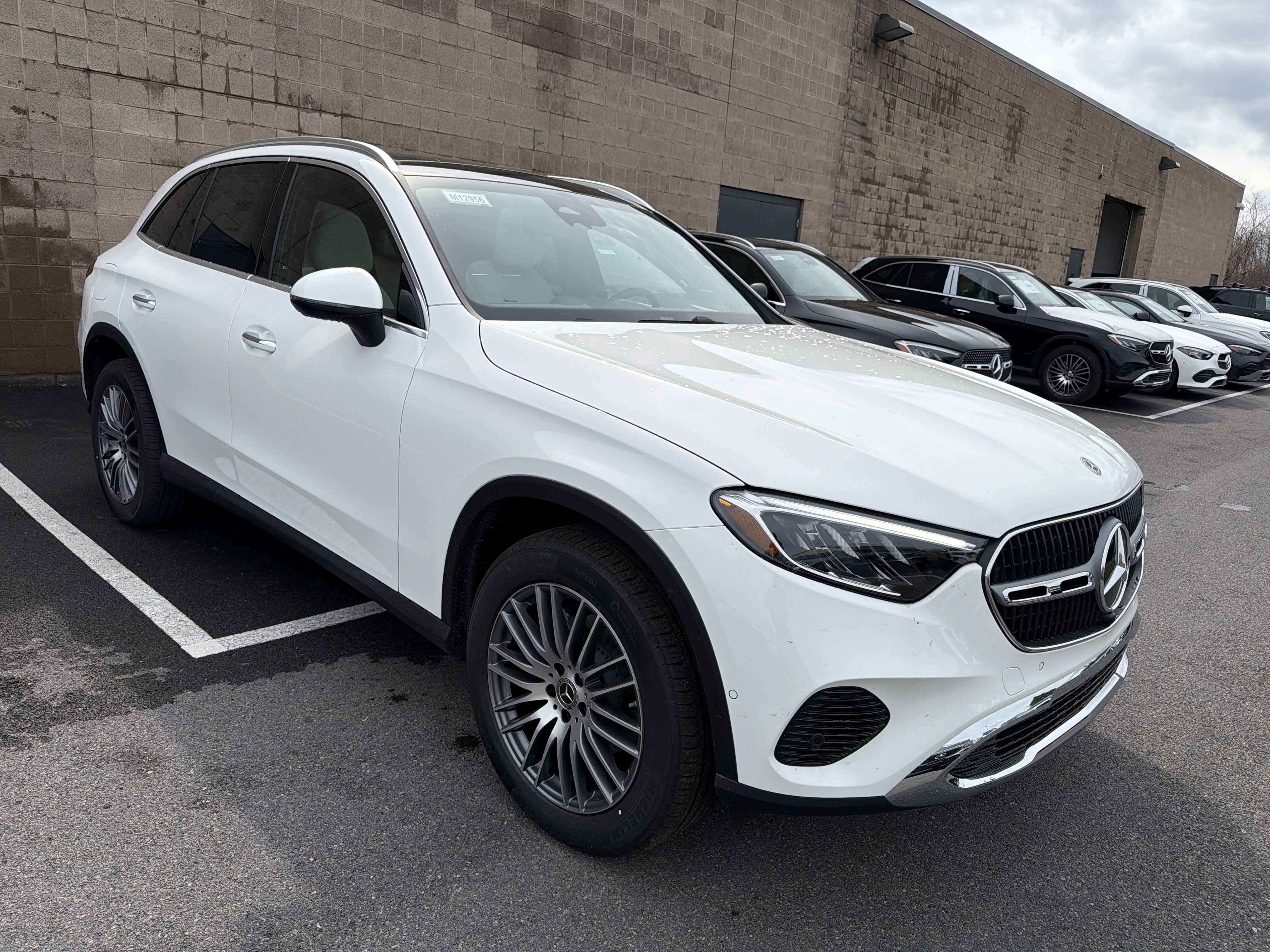 New 2026 Mercedes-Benz GLC 300 4MATIC image 2