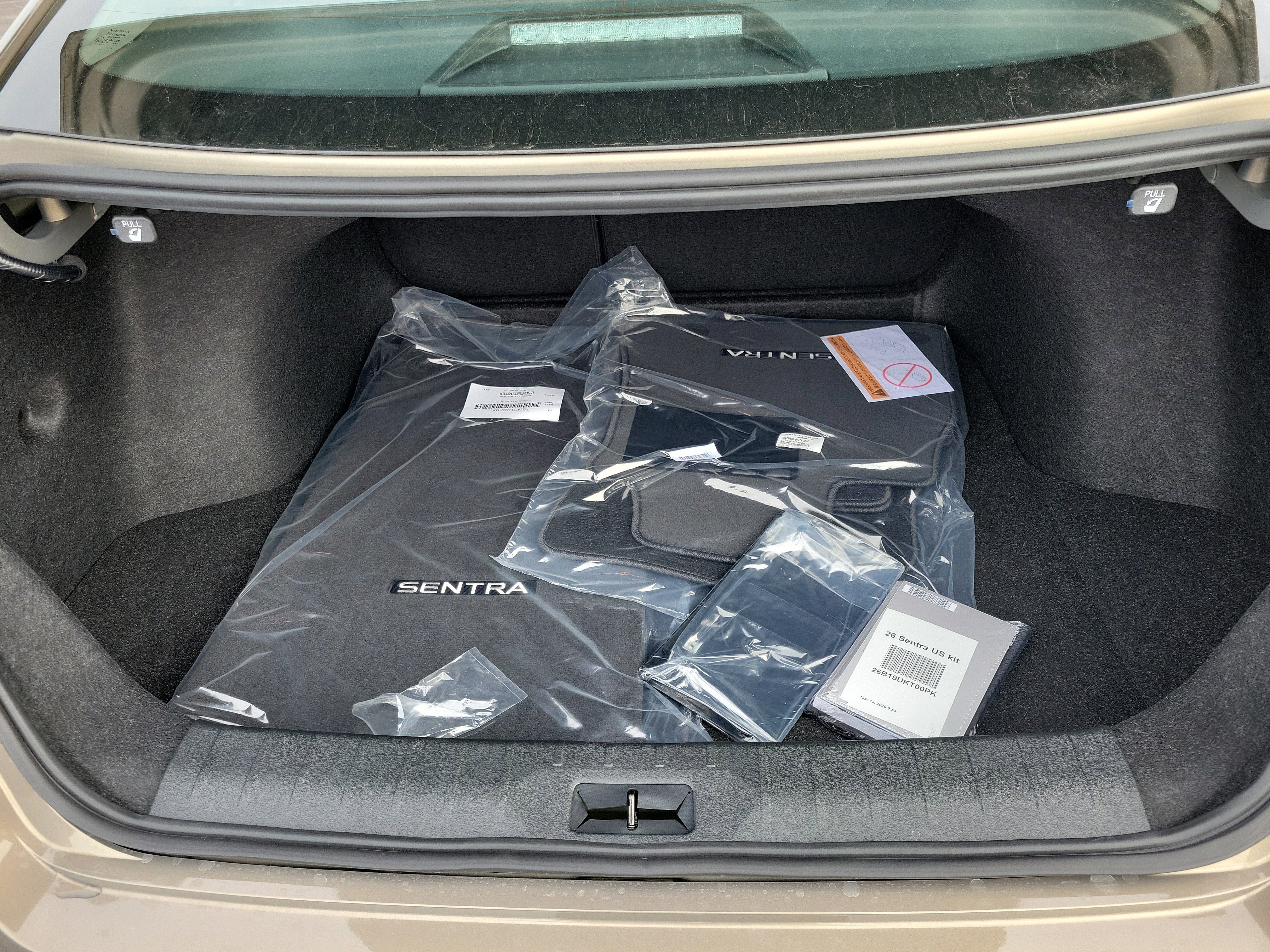 New 2026 Nissan Sentra SV w/ SV Convenience Package FWD image 8