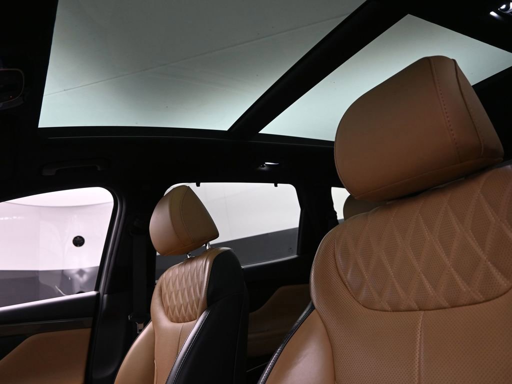 Used 2022 Hyundai Santa Fe Calligraphy image 21