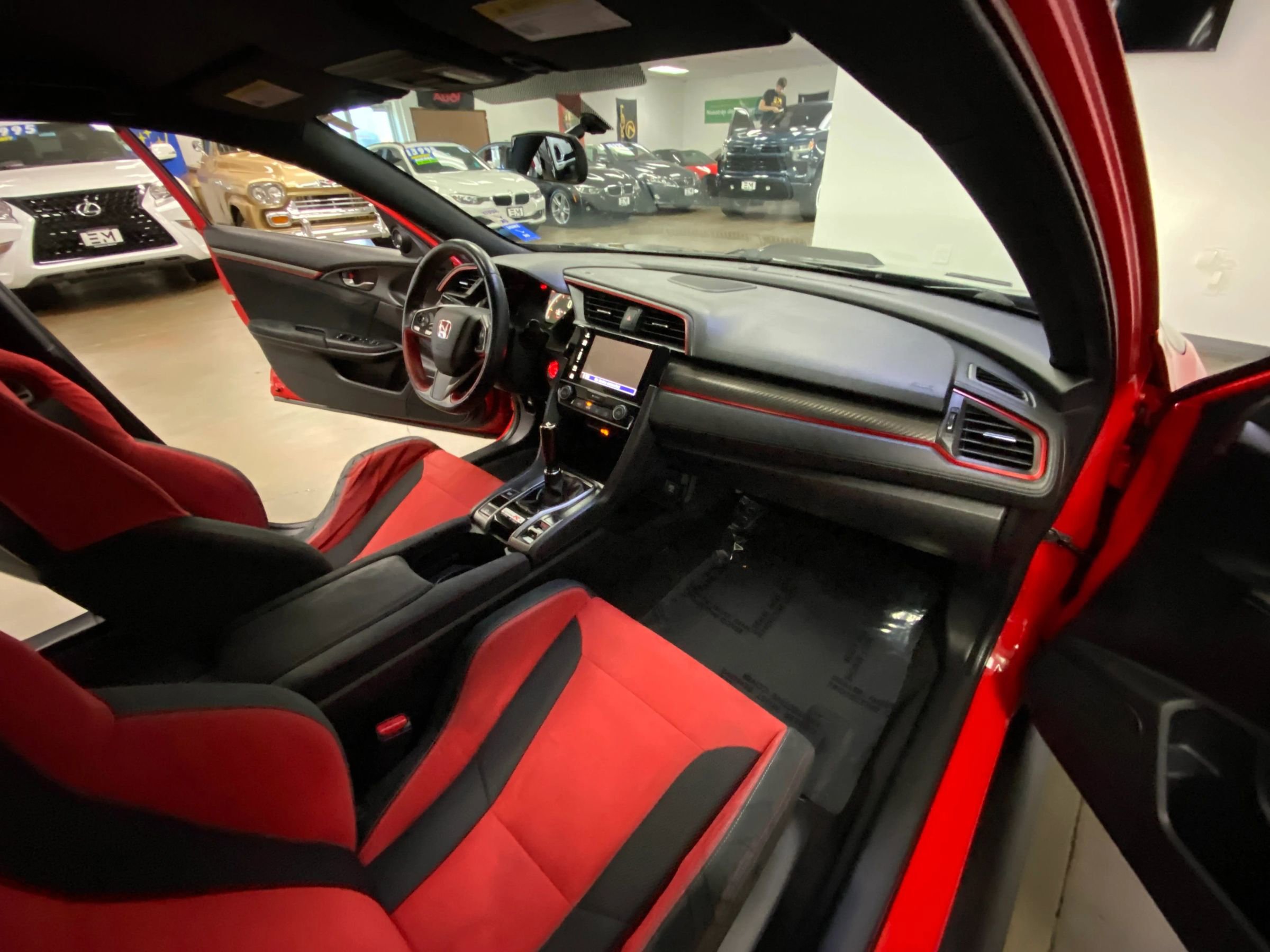 Used 2018 Honda Civic Type R image 22