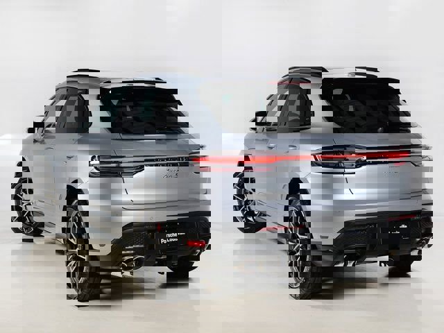 New 2026 Porsche Macan S image 3