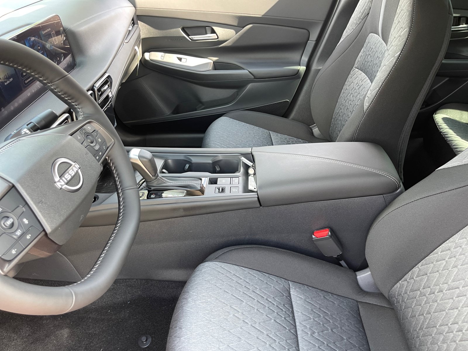 New 2026 Nissan Sentra SV w/ SV Convenience Package FWD image 14