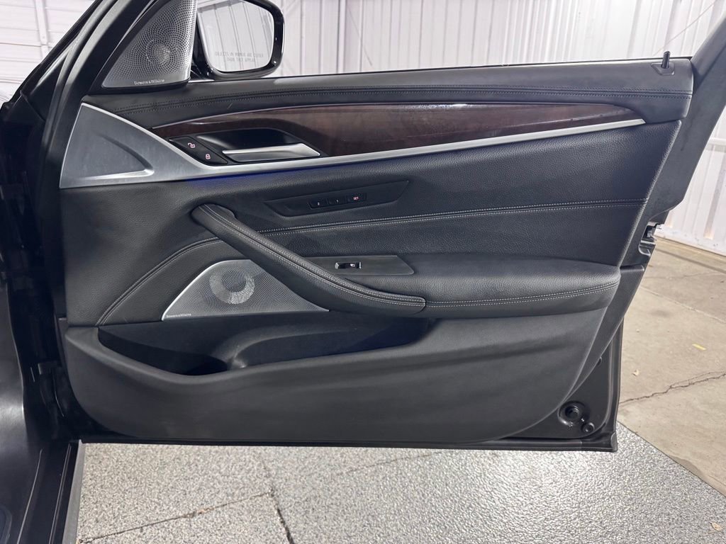 Used 2019 BMW M550i xDrive AWD/4WD image 56