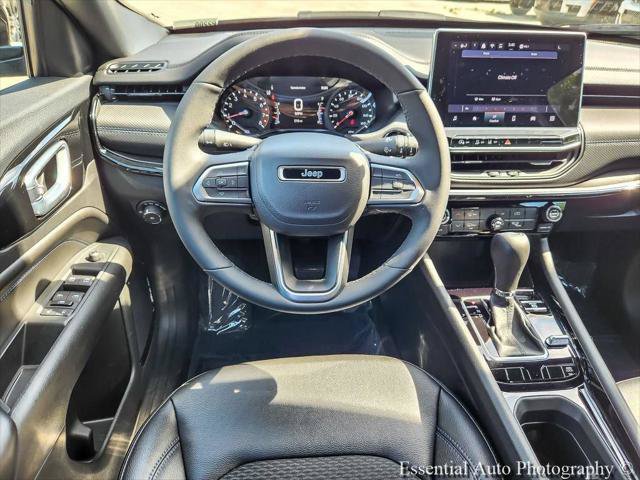 Certified 2026 Jeep Compass Latitude AWD/4WD image 13