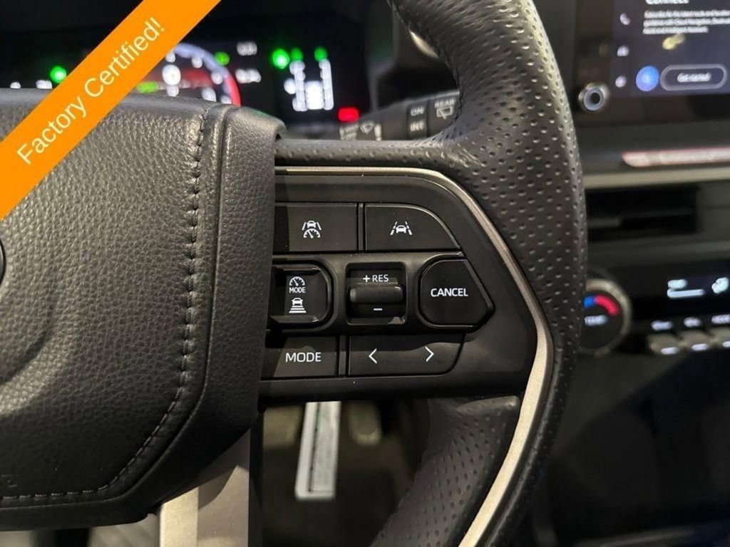 Used 2025 Toyota 4Runner SR5 image 14