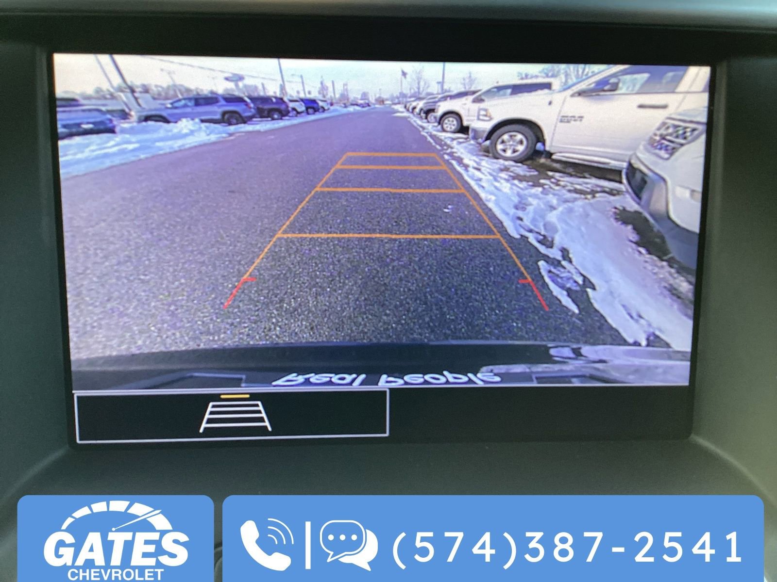 Used 2023 GMC Acadia SLE w/ Driver Convenience Package image 24