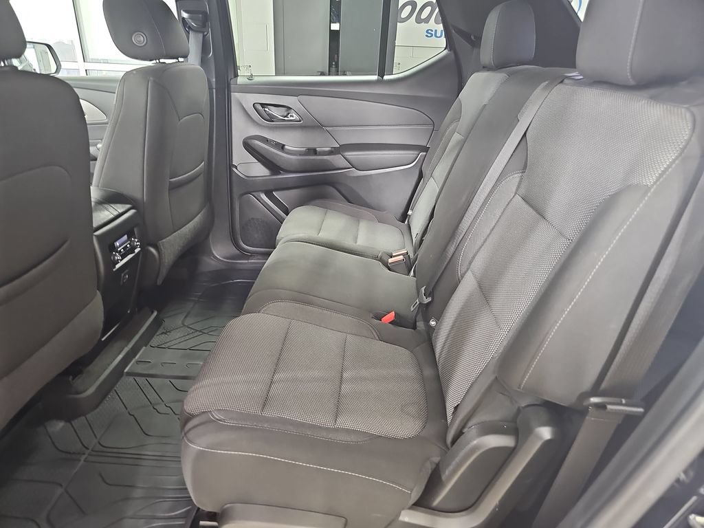 Used 2023 Chevrolet Traverse LT w/ LPO, Floor Liner Package AWD/4WD image 19