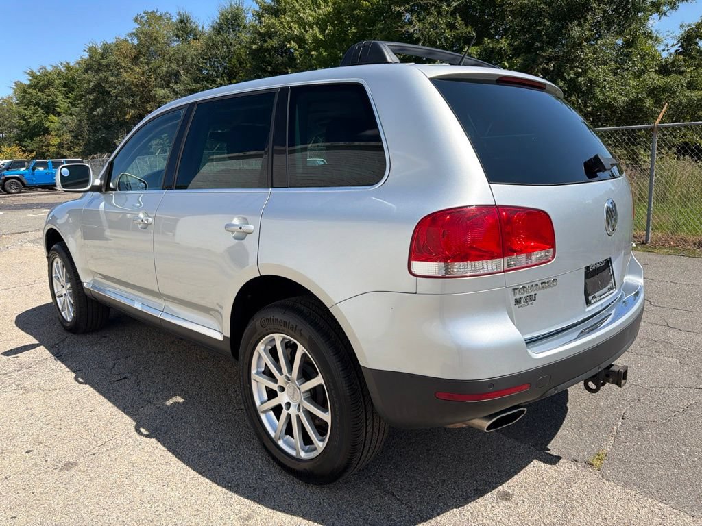 Used 2006 Volkswagen Touareg V10 TDI AWD/4WD image 4