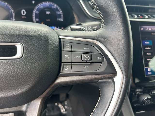 Used 2022 Jeep Grand Cherokee L Limited image 18