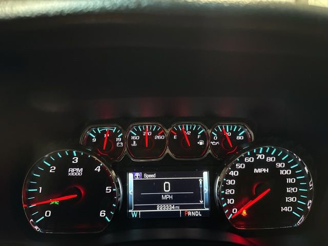 Used 2017 Chevrolet Suburban LT AWD/4WD image 8