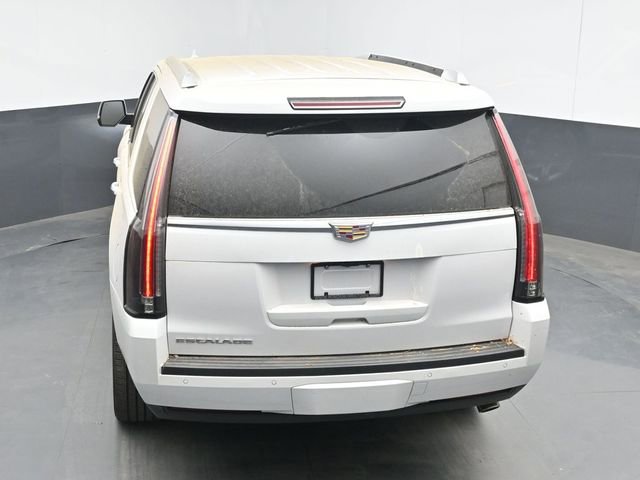 Used 2020 Cadillac Escalade Premium Luxury AWD/4WD image 23