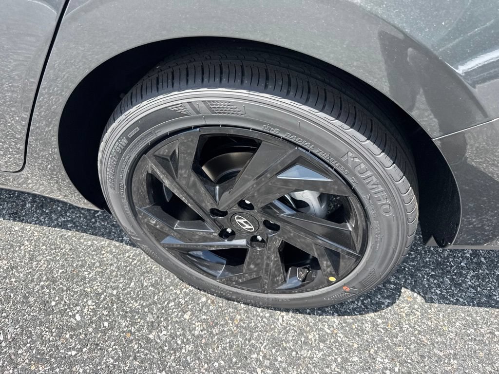 New 2026 Hyundai Elantra Sport FWD image 8
