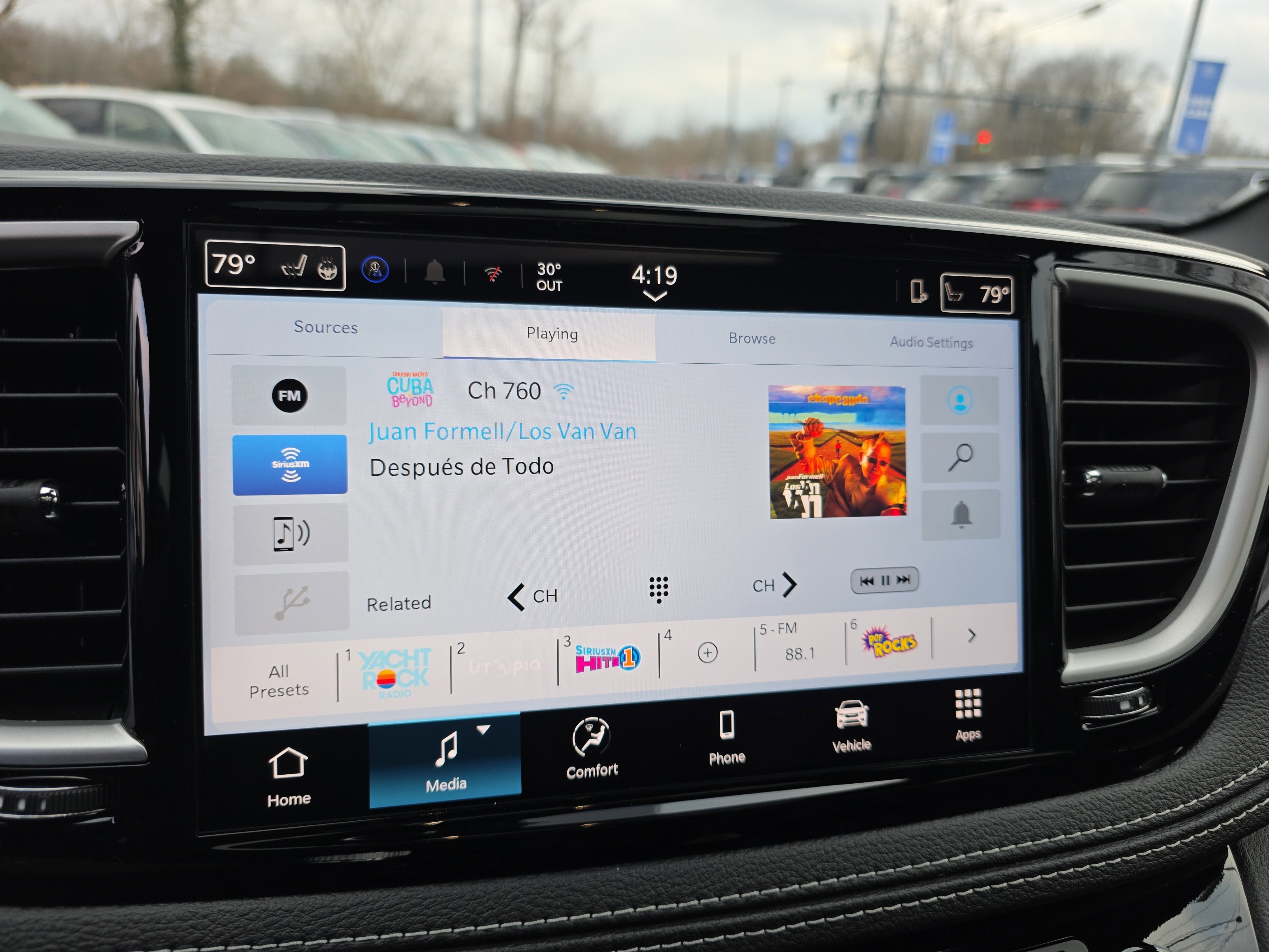 New 2026 Chrysler Pacifica Select image 6