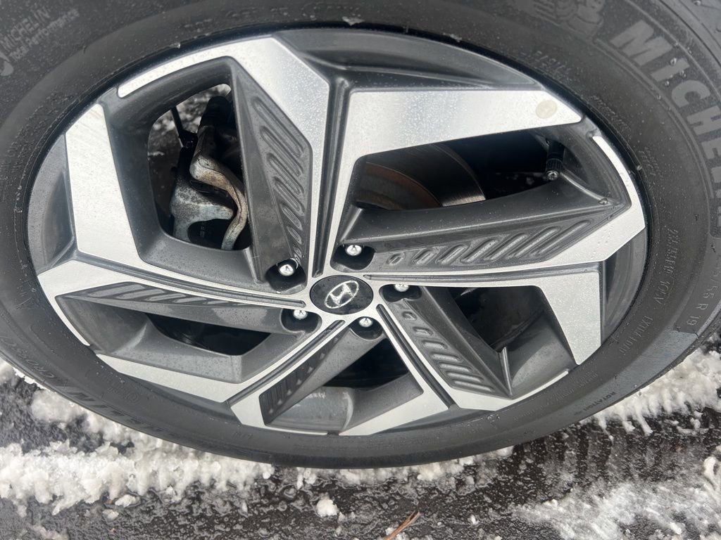 Used 2022 Hyundai Tucson Limited image 42