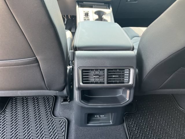 New 2026 Volkswagen Atlas Cross Sport SE FWD image 14