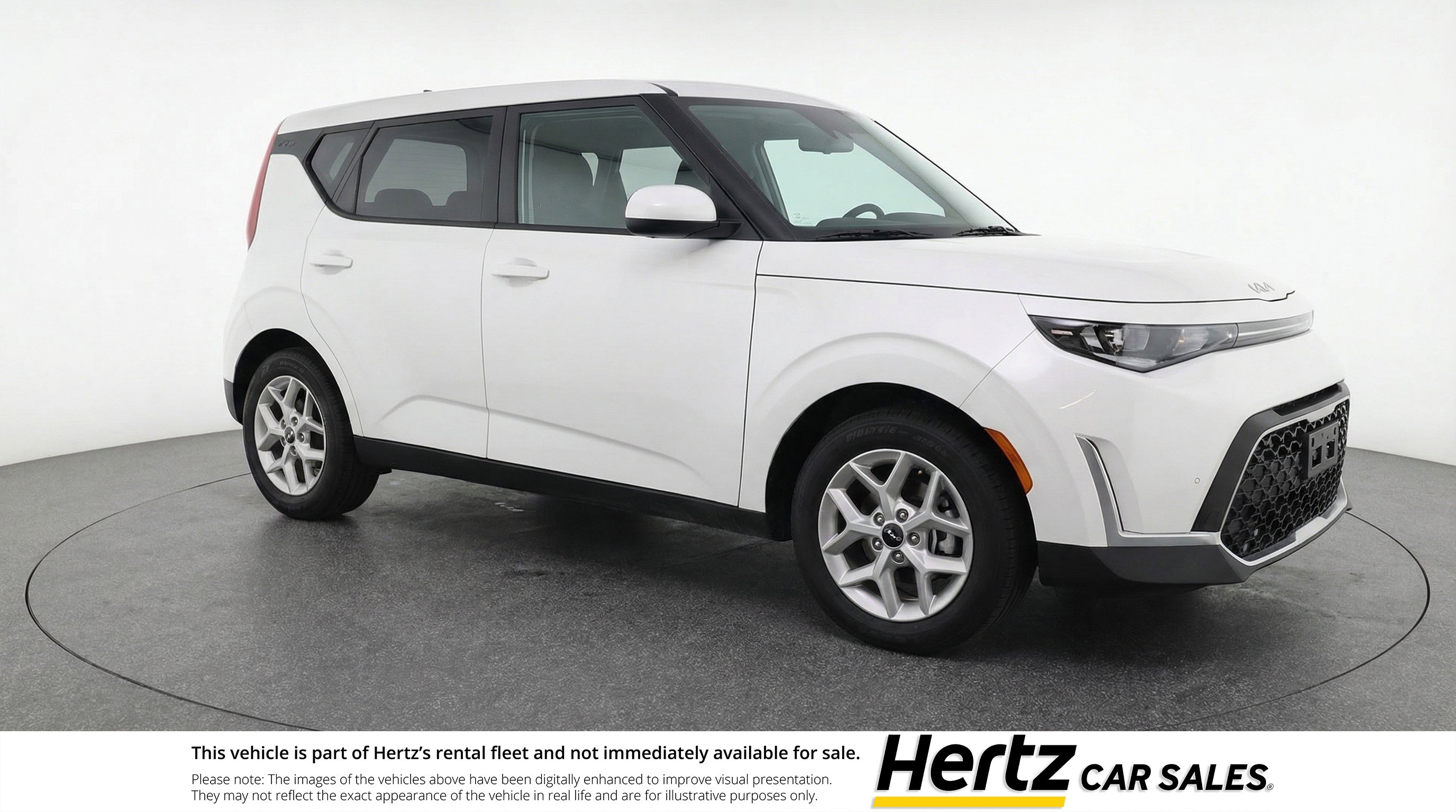 Used 2025 Kia Soul LX w/ LX Technology Package FWD image 1