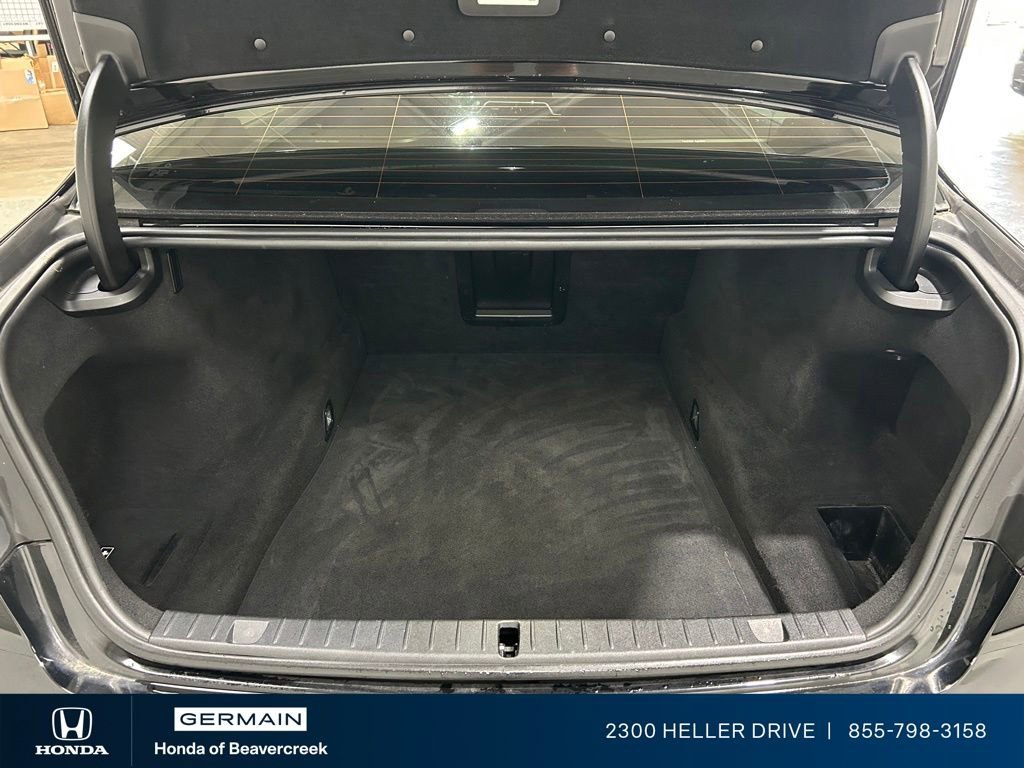 Used 2018 BMW 740i RWD image 29