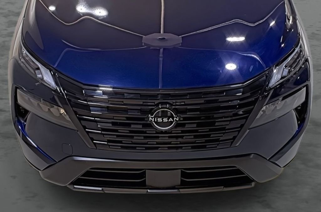 New 2026 Nissan Rogue SV image 16