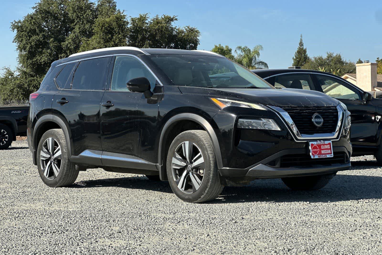 Used 2023 Nissan Rogue SL FWD image 10
