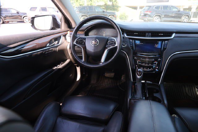 Used 2013 Cadillac XTS Premium FWD image 23