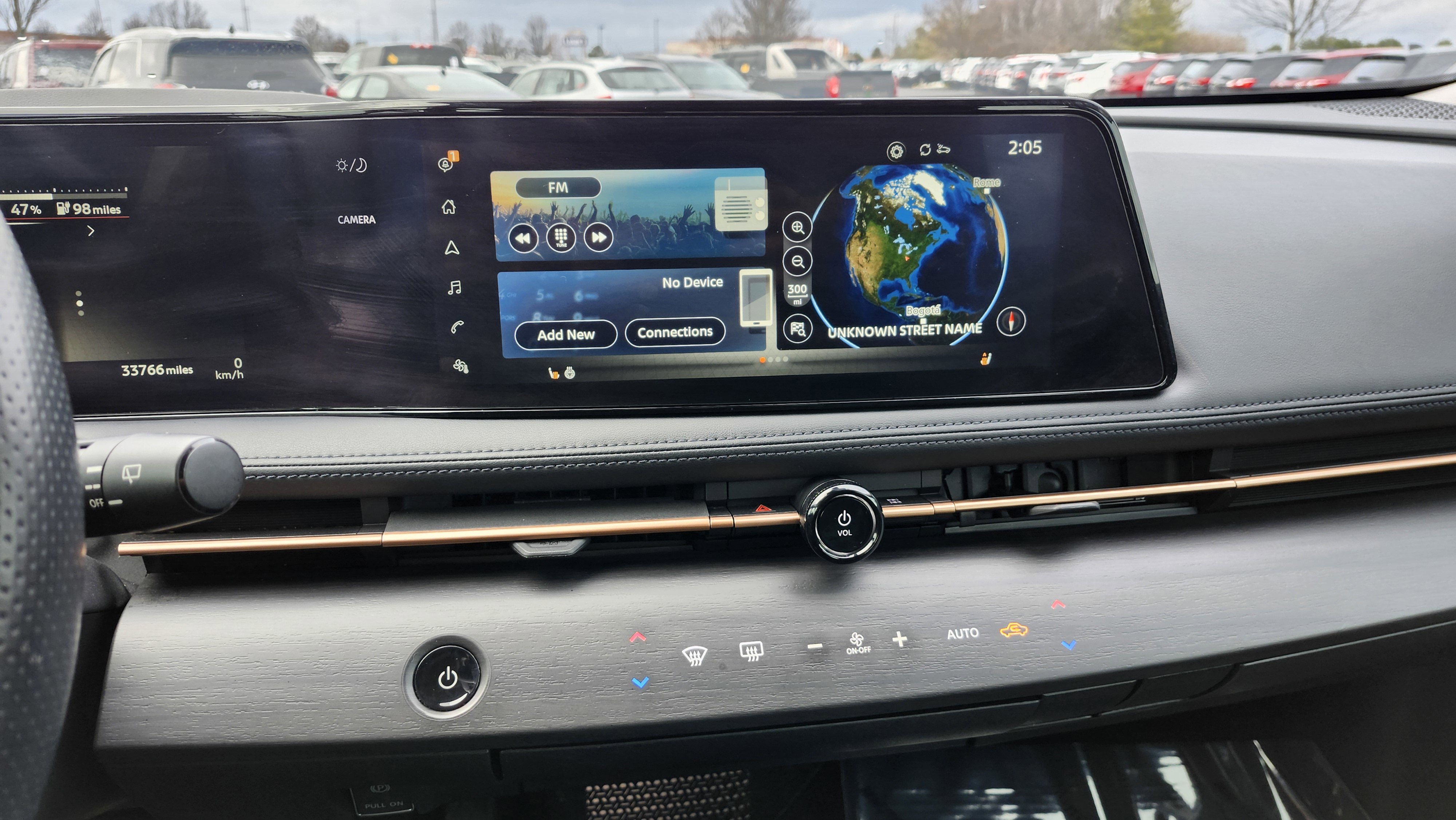 Used 2023 Nissan Ariya FWD image 34