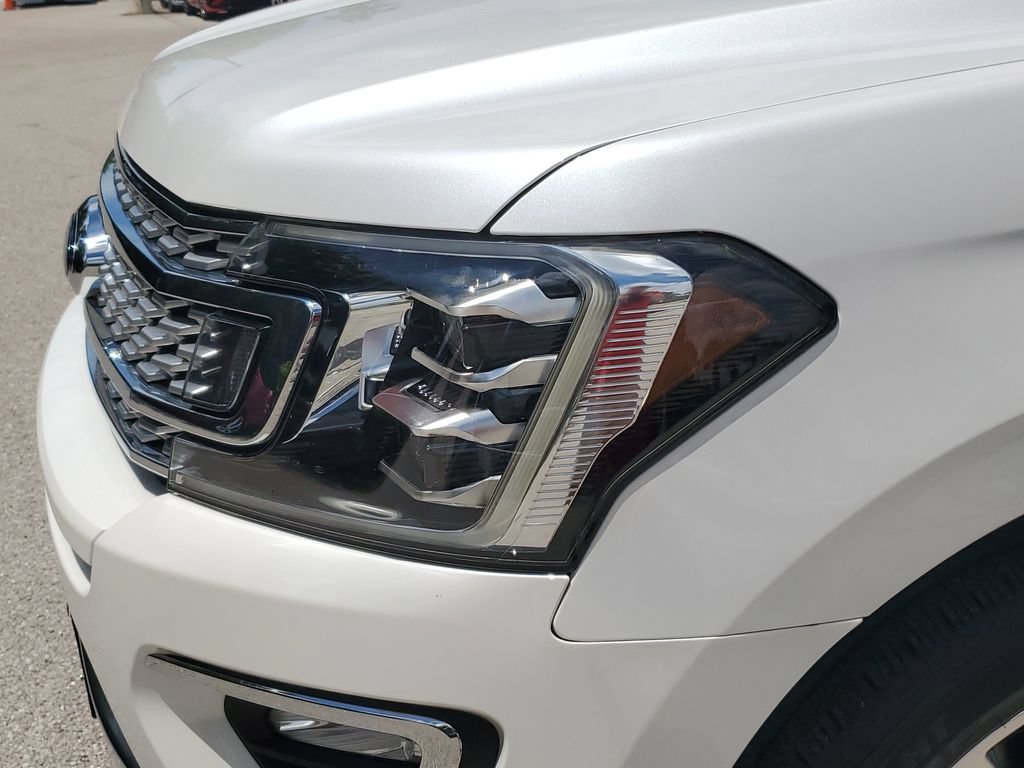Used 2019 Ford Expedition Platinum AWD/4WD image 12