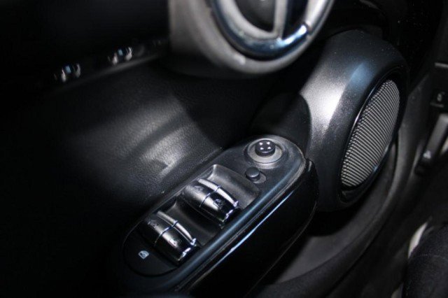 Used 2017 MINI Cooper S image 12