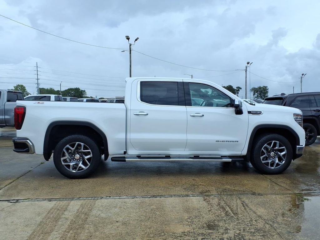 Used 2024 GMC Sierra 1500 SLT w/ SLT Premium Plus Package AWD/4WD image 8