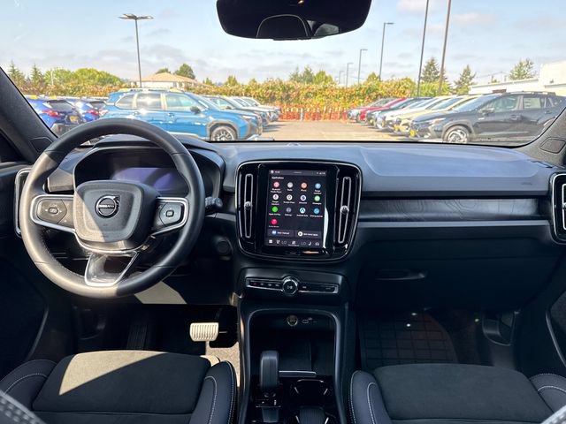 Used 2023 Volvo XC40 Recharge Plus w/ Protection Package Premier AWD/4WD image 11