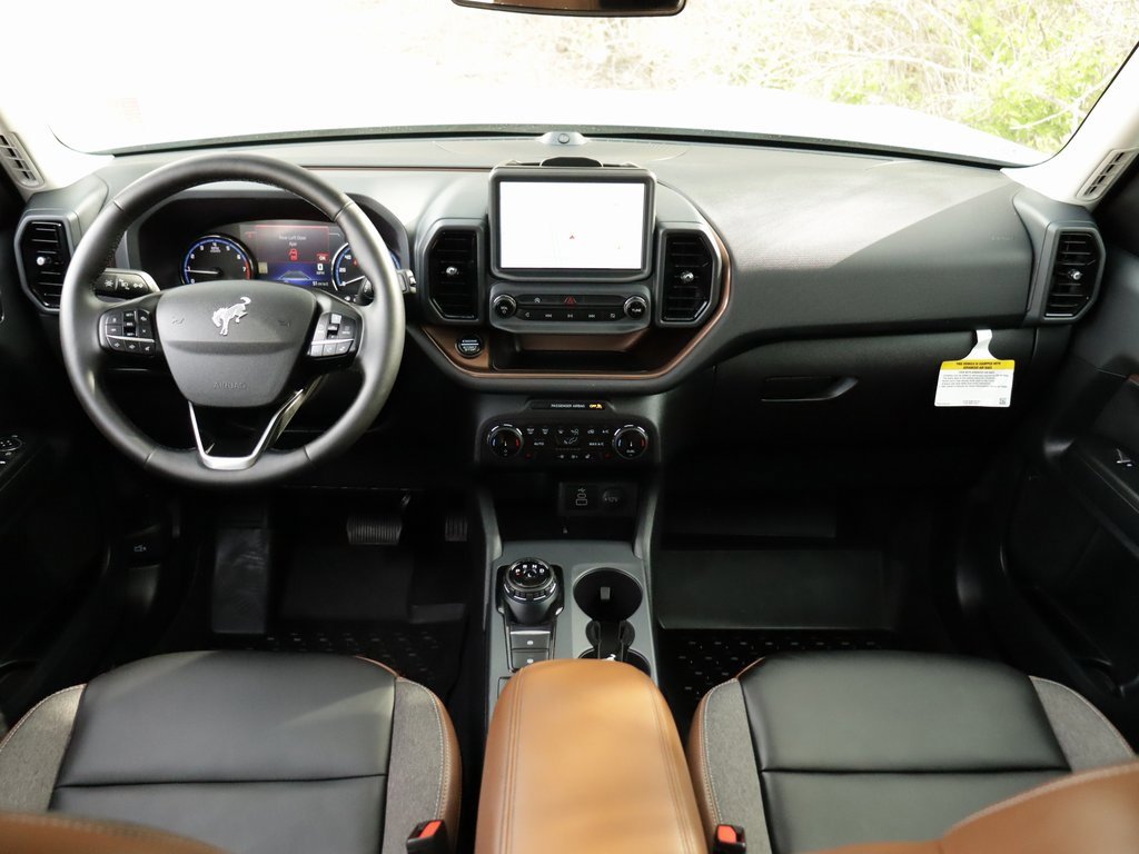 Used 2024 Ford Bronco Sport Outer Banks w/ Tech Package image 22