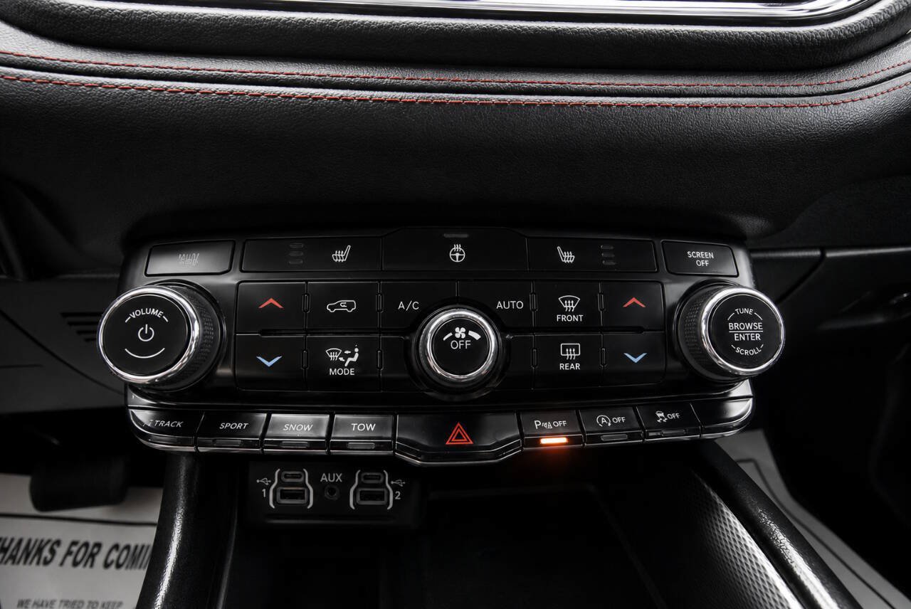 Used 2021 Dodge Durango R/T w/ Tow 'N Go Package AWD/4WD image 25